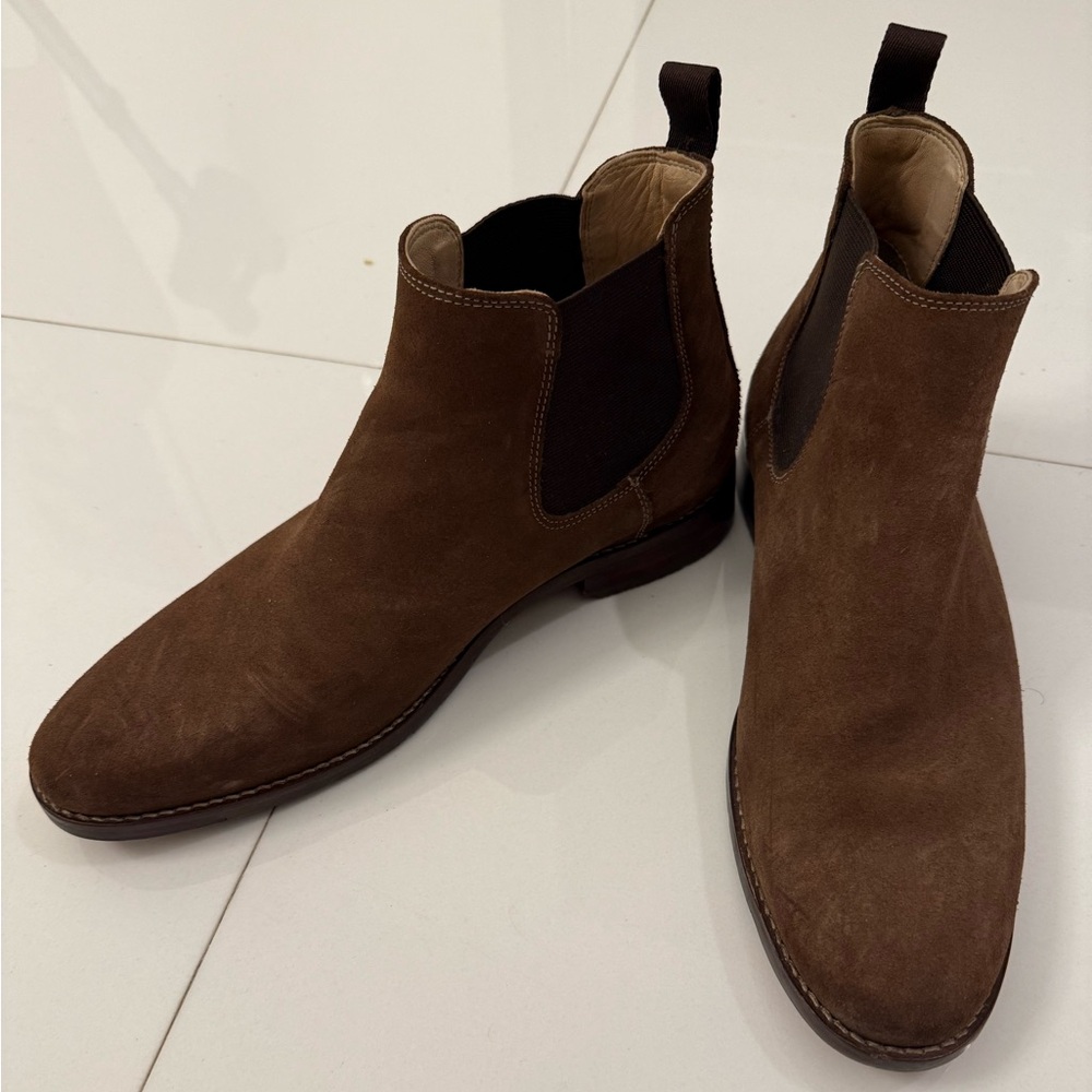 Chelsea Boots